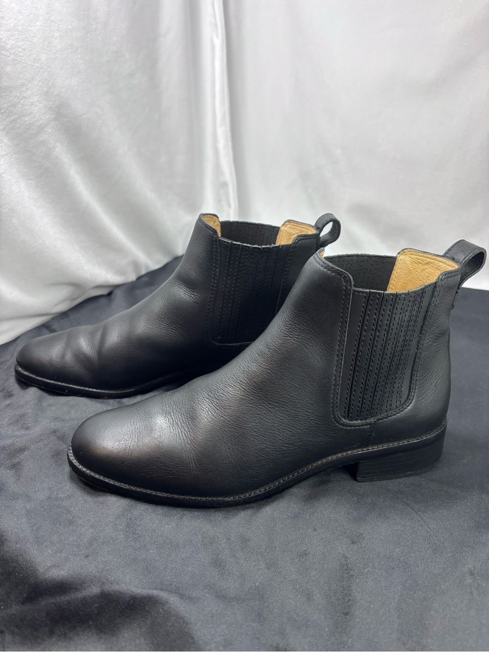 Madewell Black Leather Chelsea Ankle Boots Women’s 9.5 Pull On - Picture 4 of 11